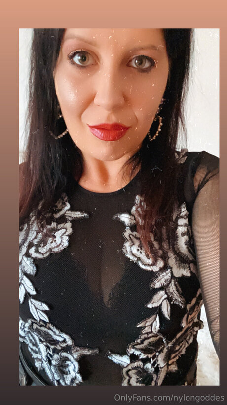 Nylongoddes star sexy archive