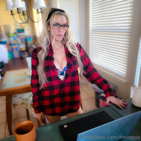 Freenola best actress pic