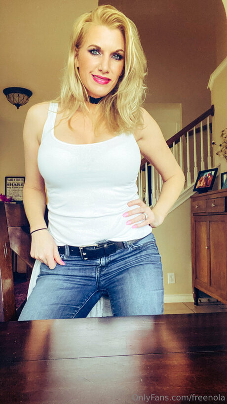 Freenola star best picture