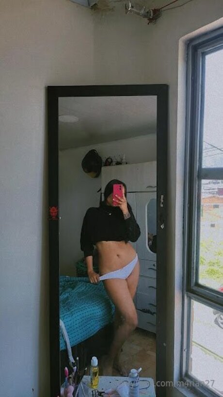 M4rian27 pornstar adult picture