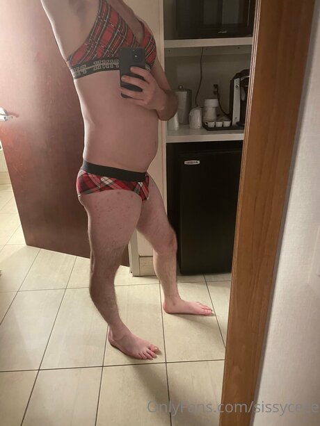 male tiktok stars onlyfans beautiful nude archive