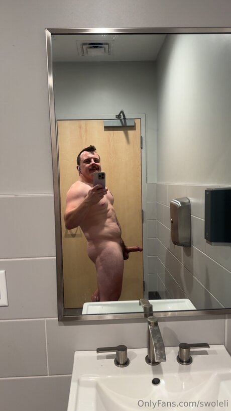 Swoleli model hd img