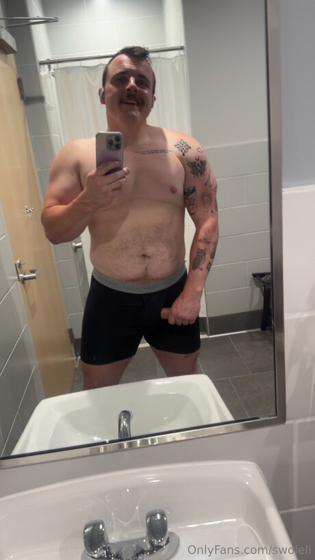 Swoleli perfect pornstar pictures