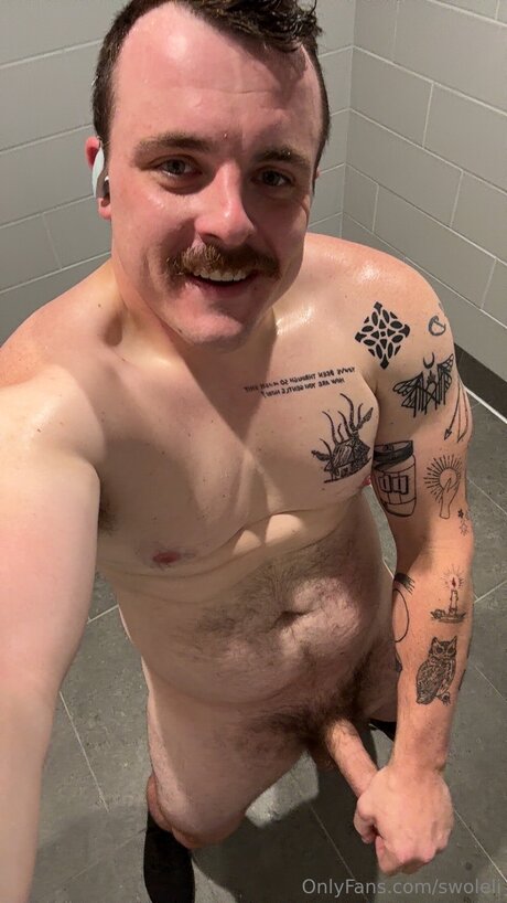 Swoleli model xxx pic