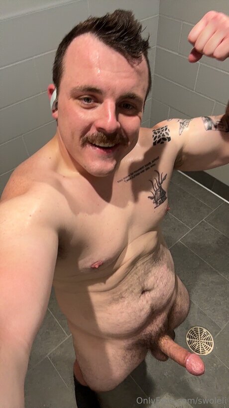 Swoleli nudes model photos