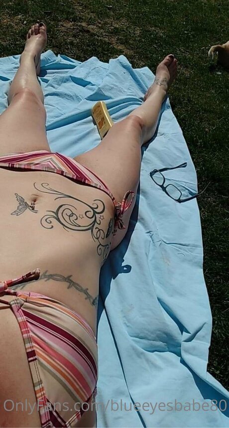 Blueeyesbabe80 sexy star picture