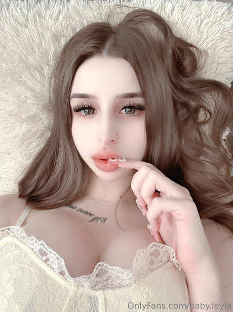 Baby Leyla hot actress galleries