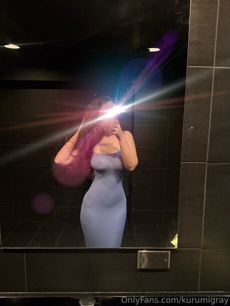 Kurumigray model nude pics