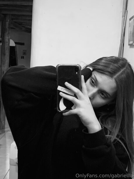 Gabriellla sexy pornstar pic