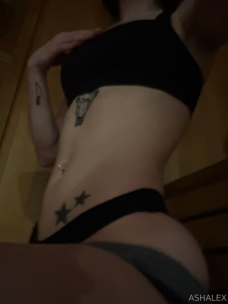 Ash10alex porn model gallery