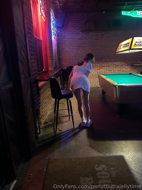 Penutbuttajellytime model pornographic pics