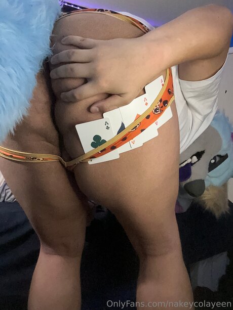 Nakeycolayeen star porn img