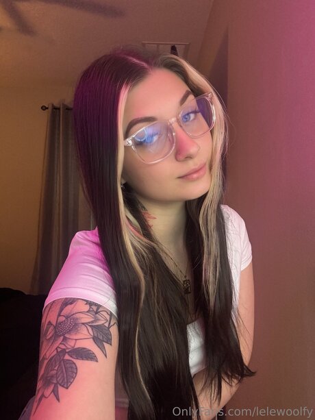 Lelewoolfy star xxx photos