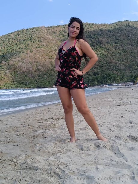 Jeniferjean sexy model image