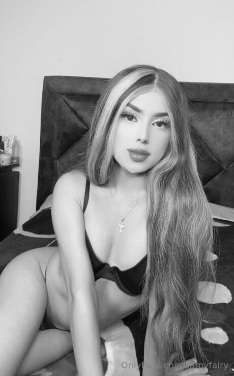 Samantharivas19 sexy actress img