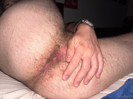 Emsealion model nudes images