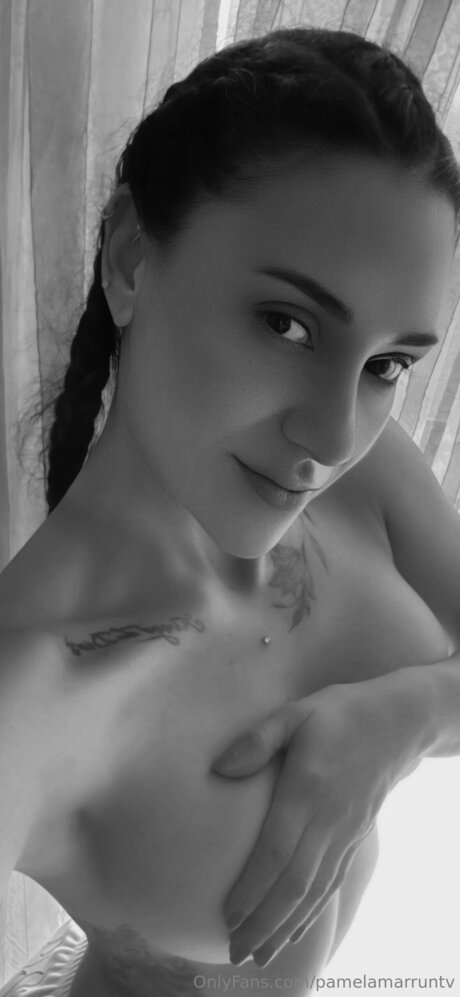 Pamelamarruntv pornstar sexy pics