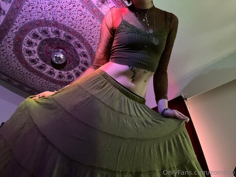 Zombby art actress photo