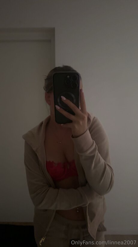 Linnea2007 perfect star gallery