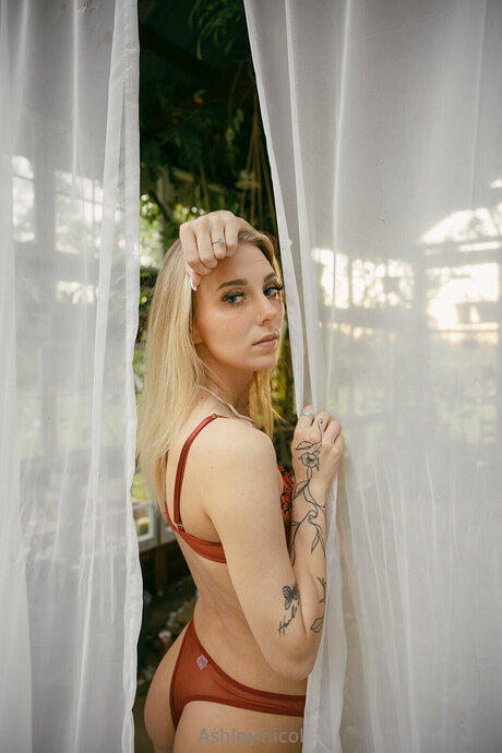 Ashley Nicol model exclusive galleries