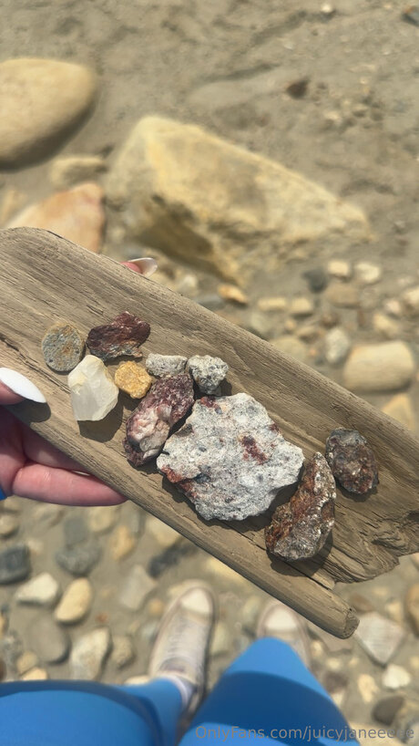 Juicyjaneeeee erotic model pictures