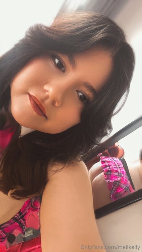 Melikelly1 pornographic actress pic