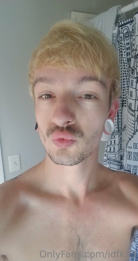 Idfk13 star sex picture