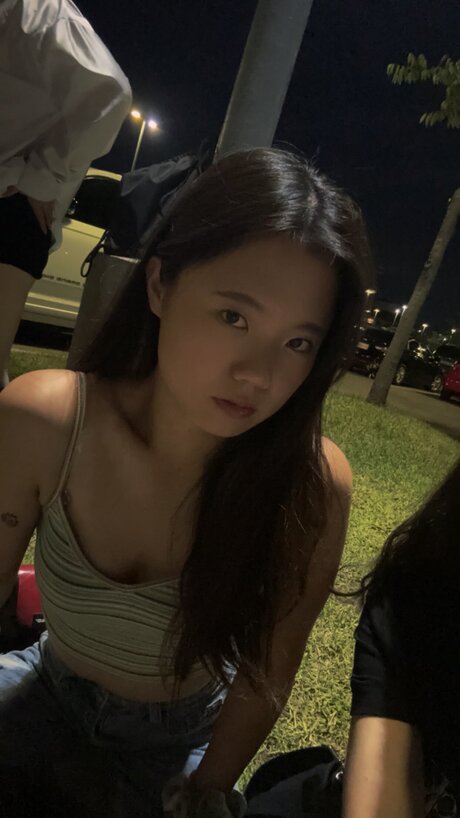 U412955454 nude actress archive