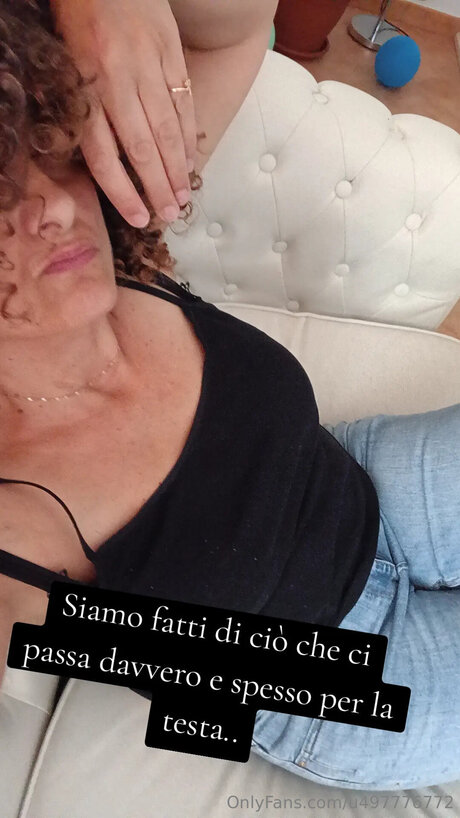 U497776772 perfect model picture