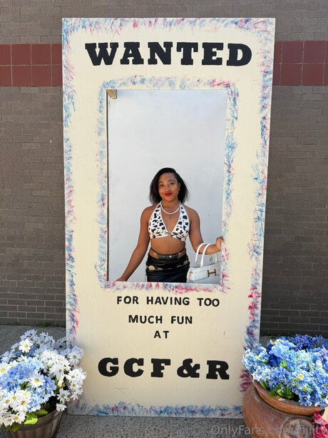 Fijiitv model nude gallery