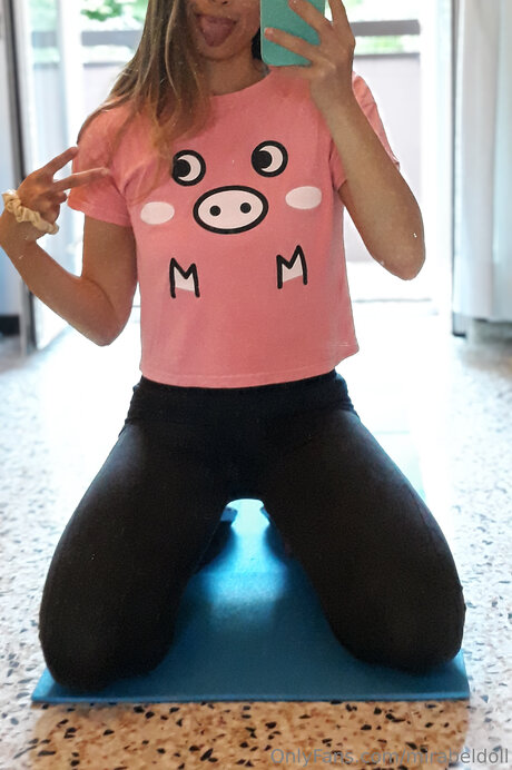 Mirabeldoll model high quality photos