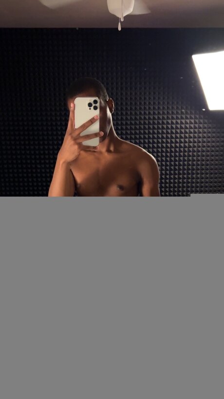 Okamiabara nudes actress photo