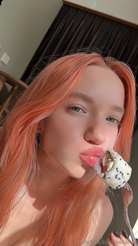 Alesanaa model pretty picture