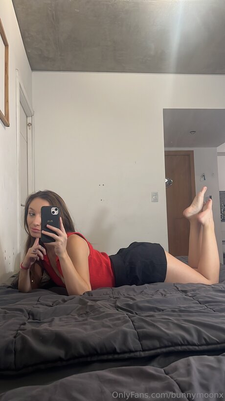 Bunnymoonx sex model picture