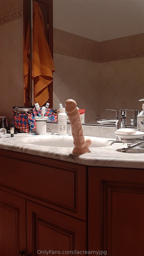 pregnant threesome onlyfans free nude pic