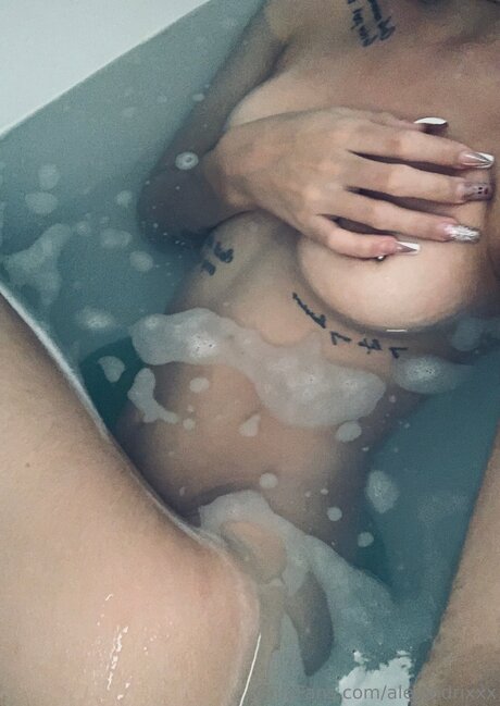 Alejandrixxx model nice img