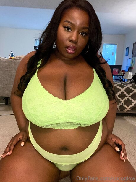 Cocoglow star top img