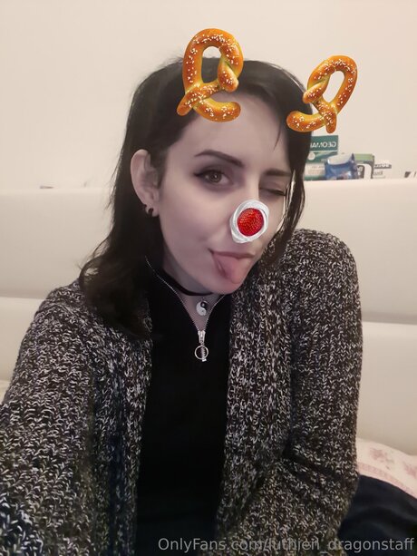 Luthien Dragonstaff model exclusive galleries