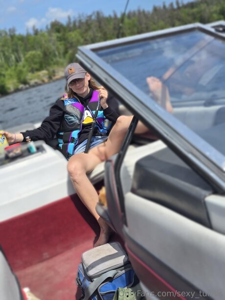 Sexy Tullips hd model images