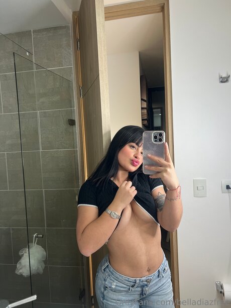 Belladiazfree model hd pictures