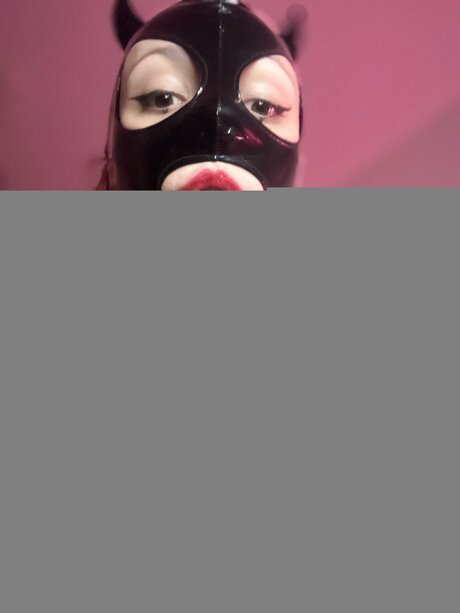 Maddy Mari sexy actress image