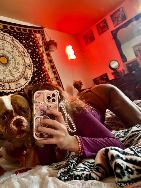 Izzyangel sexy actress archive