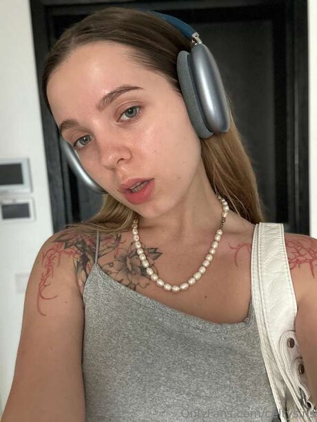 Celtysins naked actress img