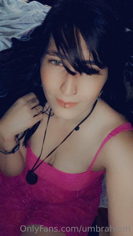 Umbrahiem star nude photo