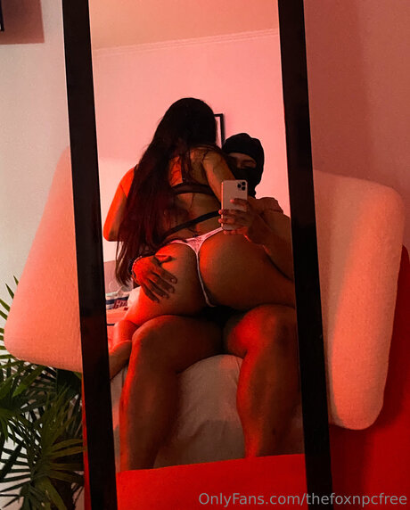 Thefoxnpcfree star pretty pics