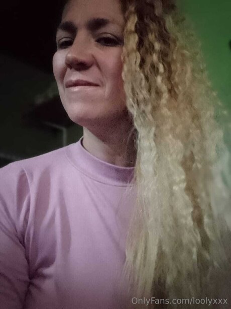 Loolyxxx model naked gallery