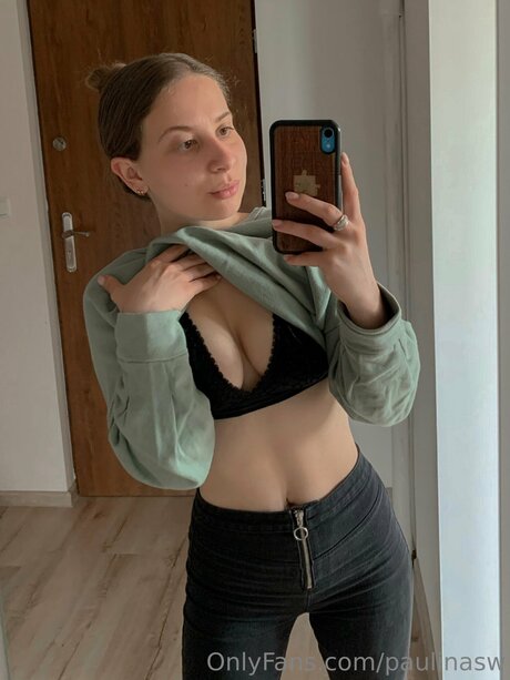 Paulinasw art model galleries