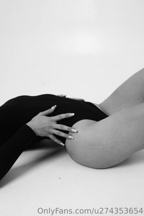 Paulinasw exclusive star photo