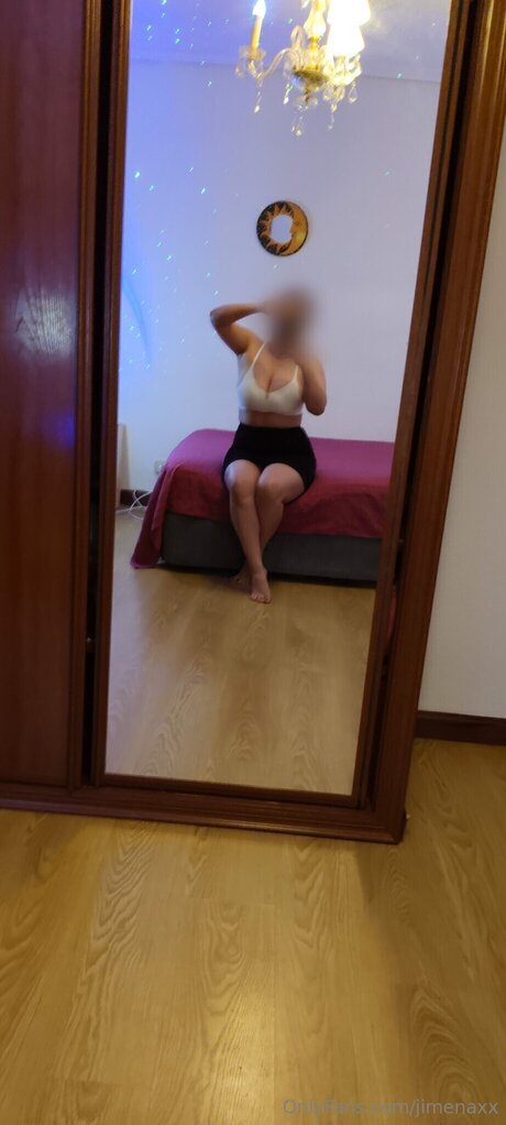 Jimenaxx star sexy photo