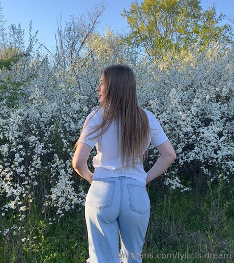 Lily Karamelka star sex photos